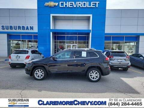 2016 Jeep Cherokee for sale at CHEVROLET SUBURBANO in Claremore OK