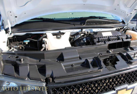 2023 Chevrolet Express 2500