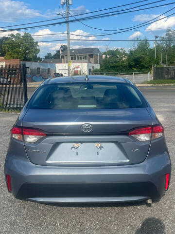 2021 Toyota Corolla LE