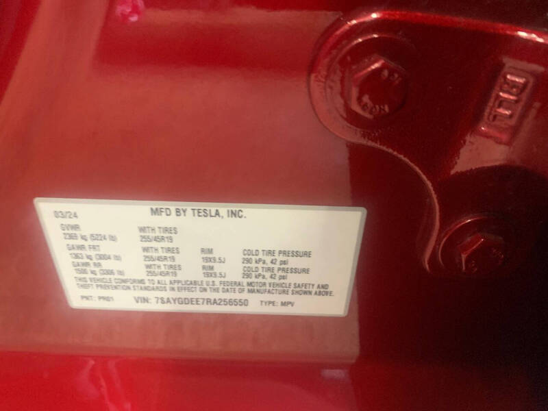 2024 Tesla Model Y Long Range