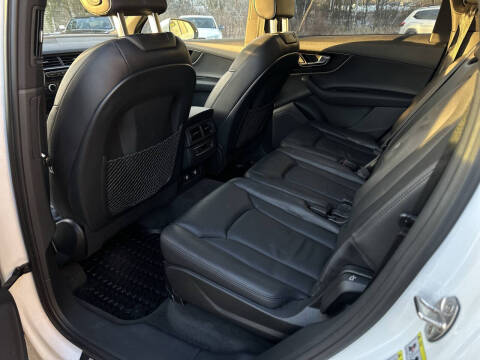 2019 Audi Q7 quattro SE Premium 55 TFSI