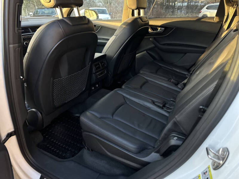 2019 Audi Q7 quattro SE Premium 55 TFSI