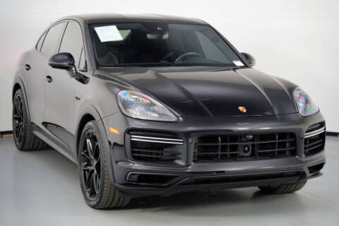 2022 Porsche Cayenne Turbo S E-Hybrid Coupe