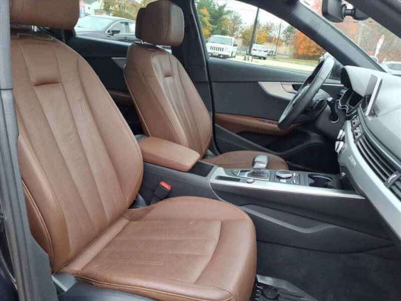 2017 Audi A4 2.0T quattro Premium Plus