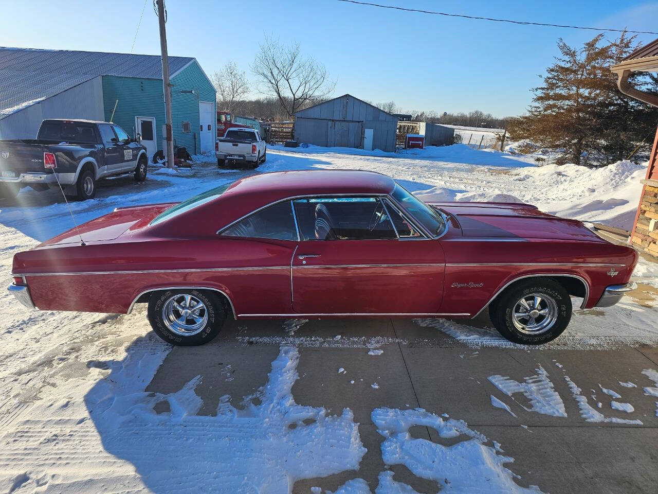 1966 Chevrolet Impala 24