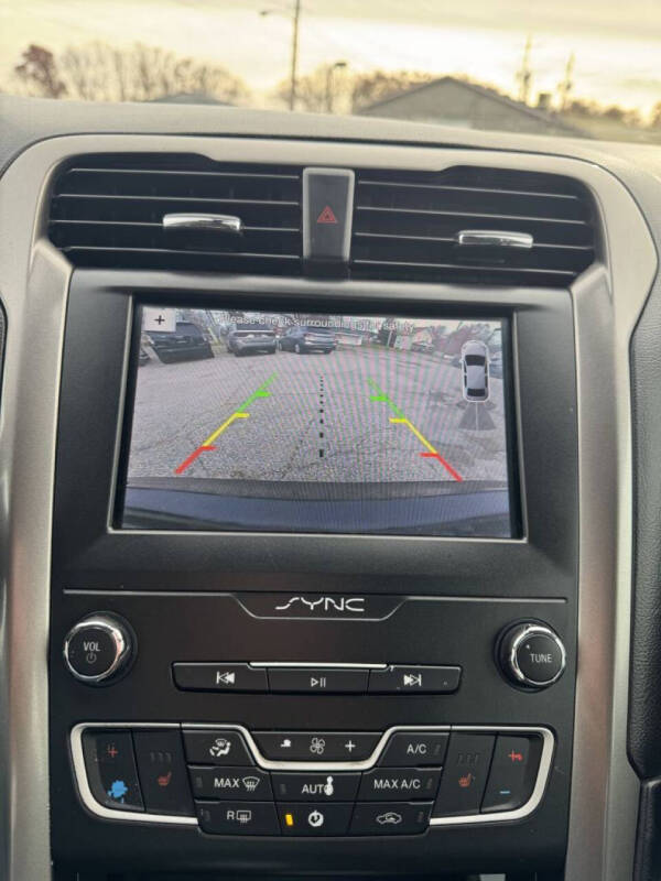 2019 Ford Fusion SEL