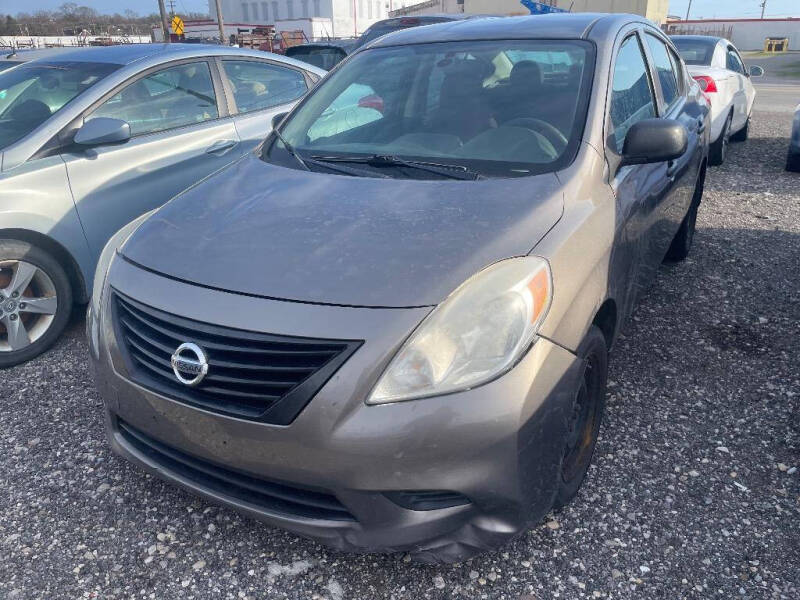 2014 Nissan Versa 1.6 S