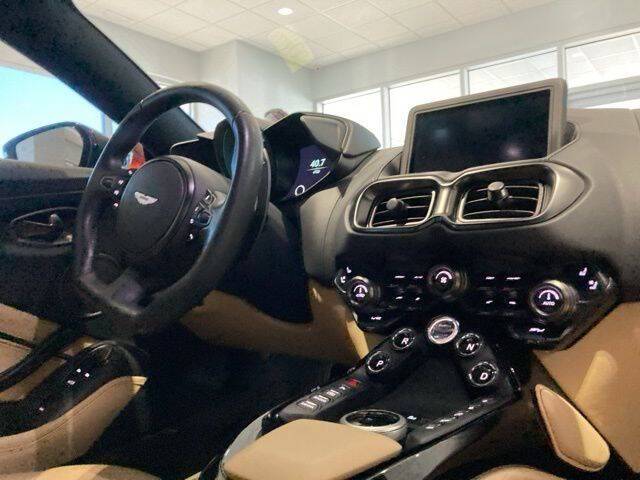 2023 Aston Martin Vantage