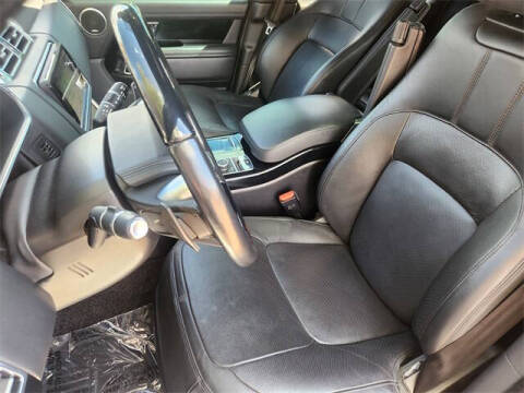 2022 Land Rover Range Rover P525 HSE Westminster Edition