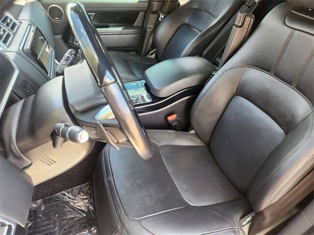 2022 Land Rover Range Rover P525 HSE Westminster Edition