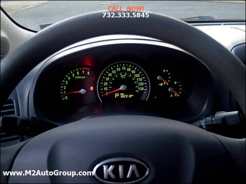 2012 Kia Sedona LX