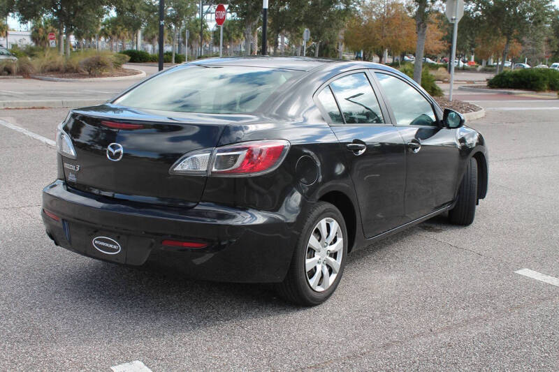 2013 Mazda MAZDA3 i SV