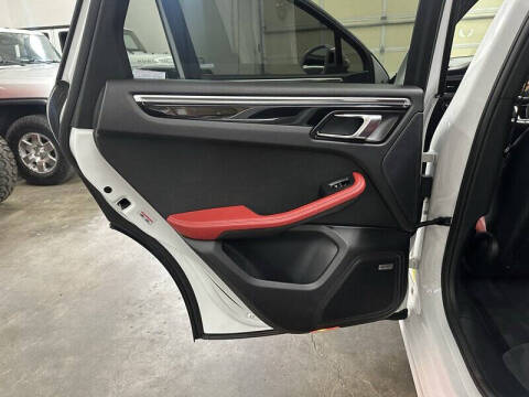 2017 Porsche Macan GTS