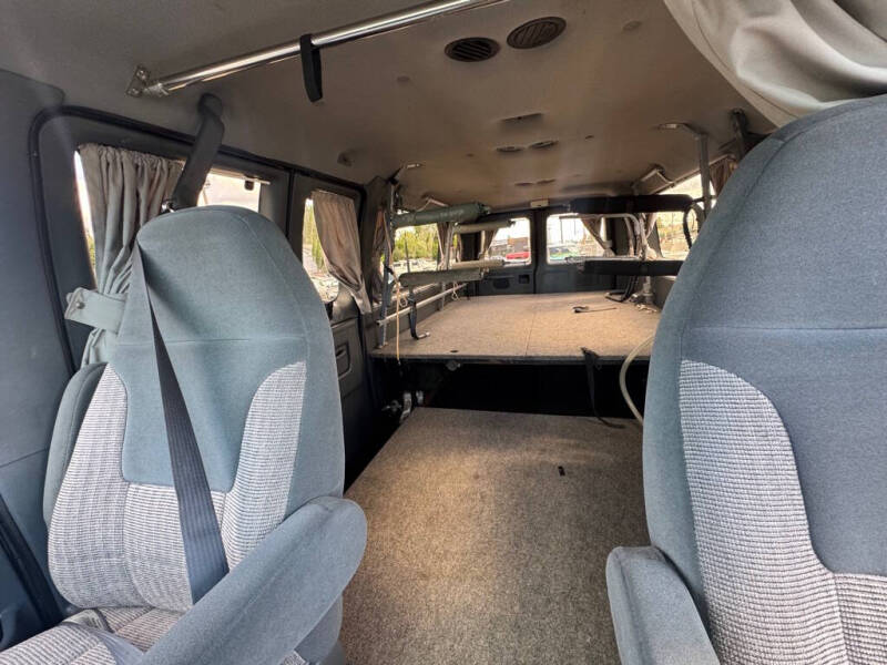 1996 Ford E-350