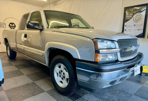 2005 Chevrolet Silverado 1500 for sale at Family Motor Co. in Tualatin OR