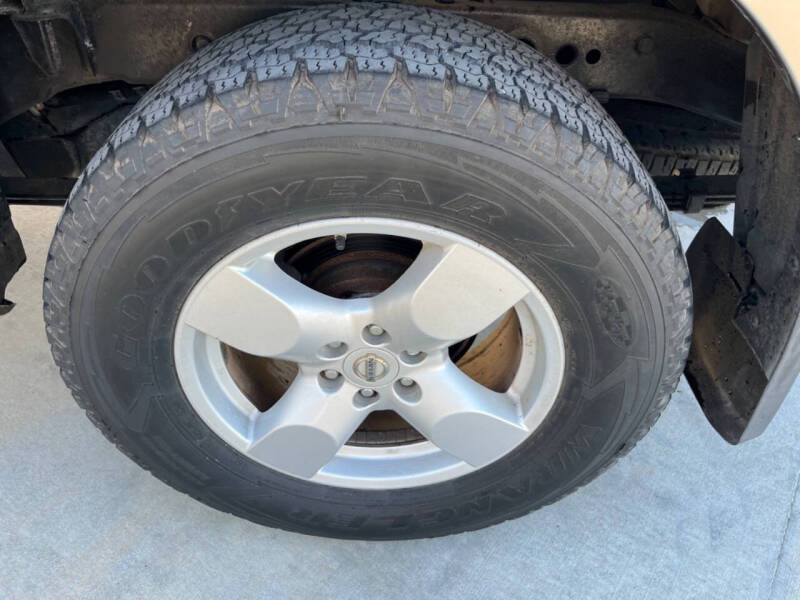 2005 Nissan Frontier SE