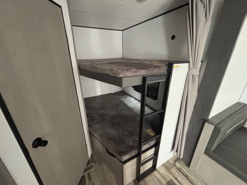 2024 Coleman COLEMAN LANTERN