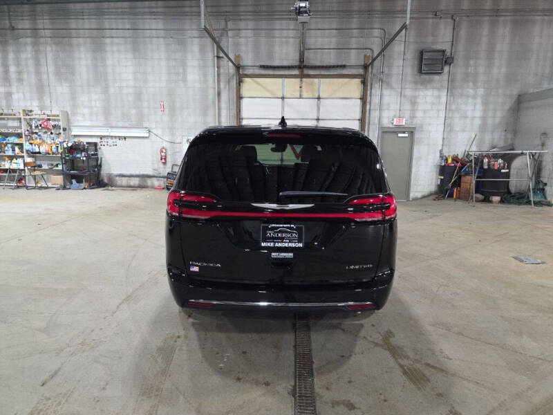 2026 Chrysler Pacifica Limited