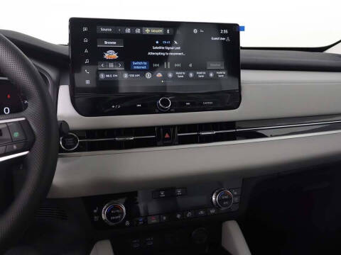 2025 Mitsubishi Outlander SEL Platinum Edition