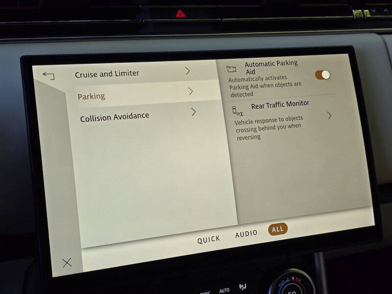 2023 Land Rover Range Rover P400 SE