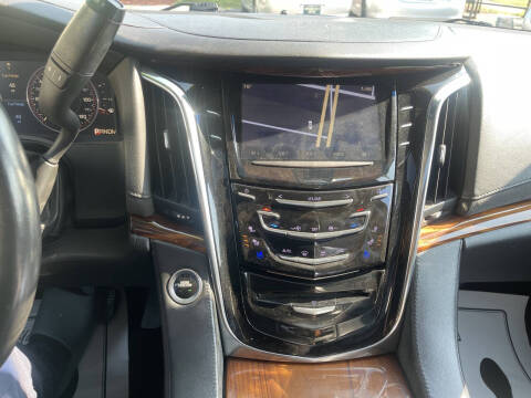 2015 Cadillac Escalade Luxury