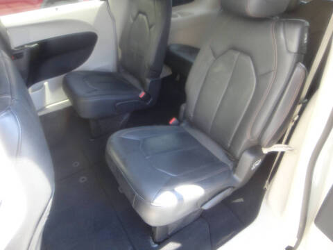 2020 Chrysler Pacifica Touring L