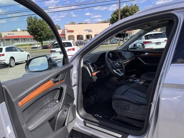 2023 Audi Q5 quattro Premium Plus 40 TFSI