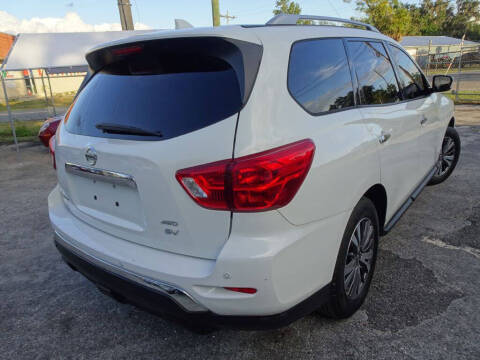 2019 Nissan Pathfinder S