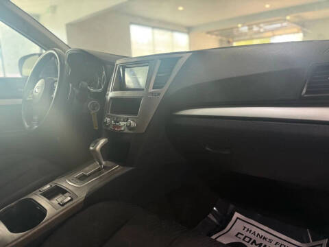 2012 Subaru Outback 2.5i