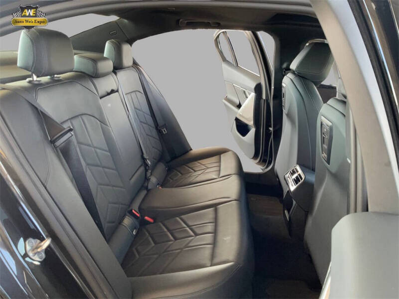 2024 BMW i5 eDrive40