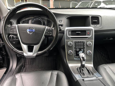 2016 Volvo S60 T5 Drive-E Premier