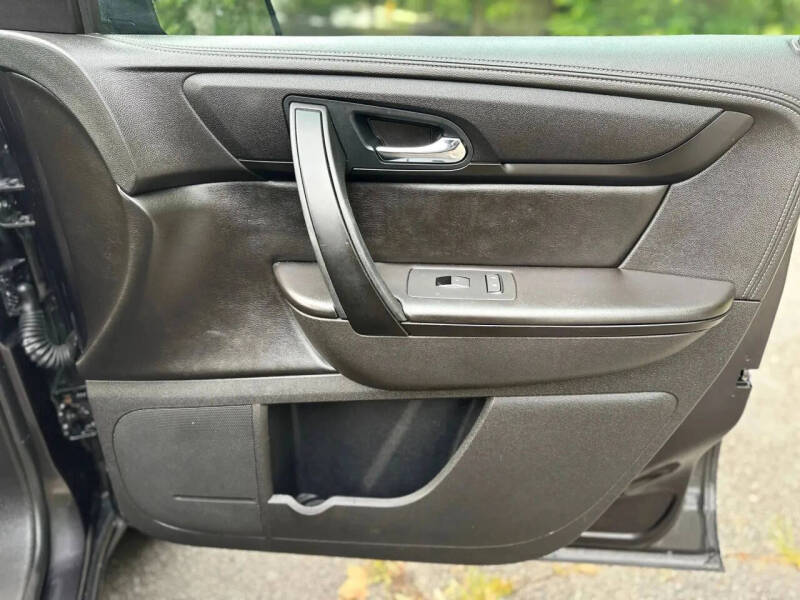 2016 GMC Acadia SLE-1