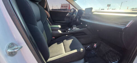 2022 Mitsubishi Outlander ES