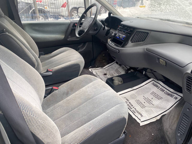 1992 Toyota Previa LE