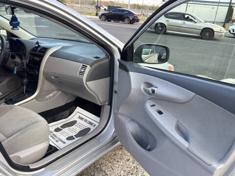 2009 Toyota Corolla LE