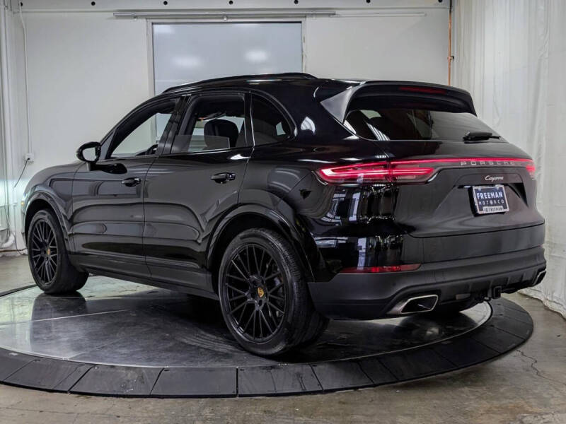 2022 Porsche Cayenne Platinum Edition