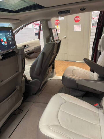 2018 Chrysler Pacifica Touring L Plus