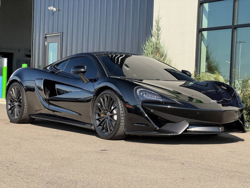 2017 McLaren 570GT