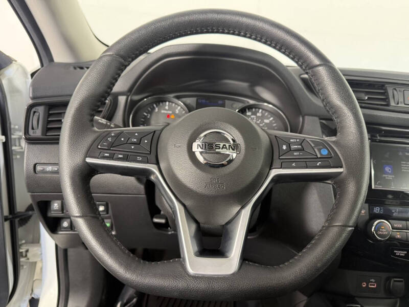 2020 Nissan Rogue