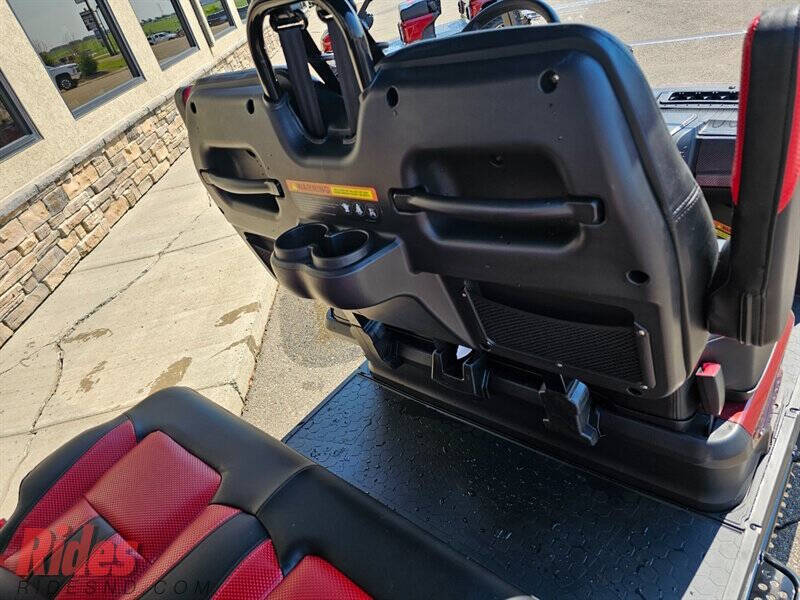 2025 Evolution MAVERICK