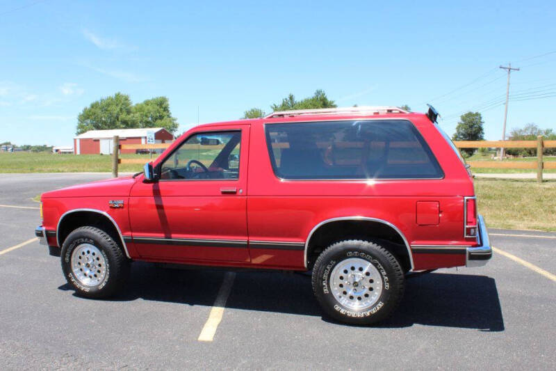 1989 Chevrolet Blazer null photo 2