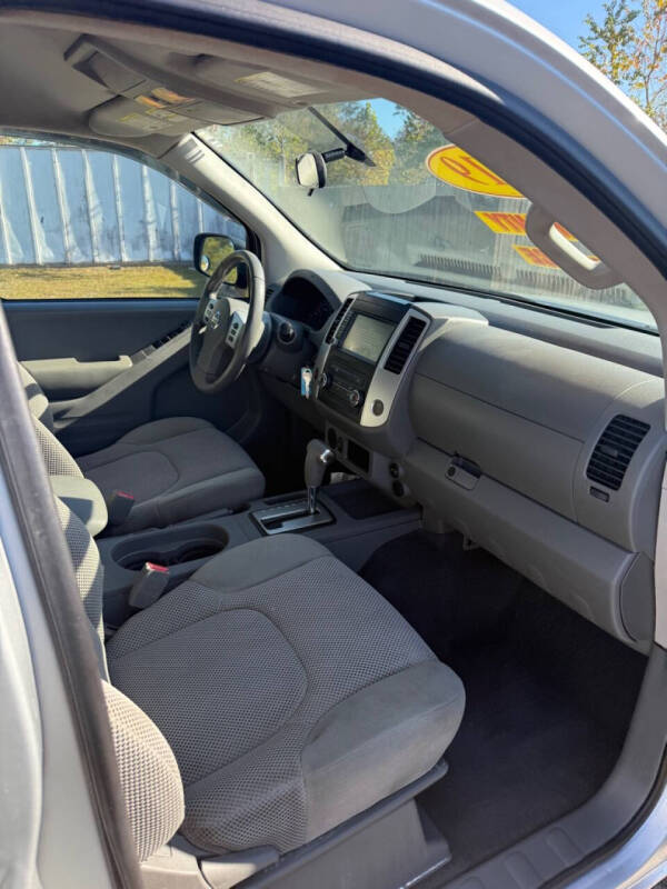 2019 Nissan Frontier SV