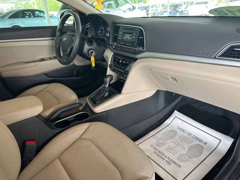 2018 Hyundai Elantra