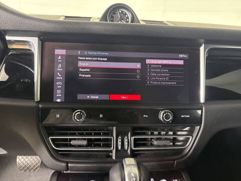 2022 Porsche Macan