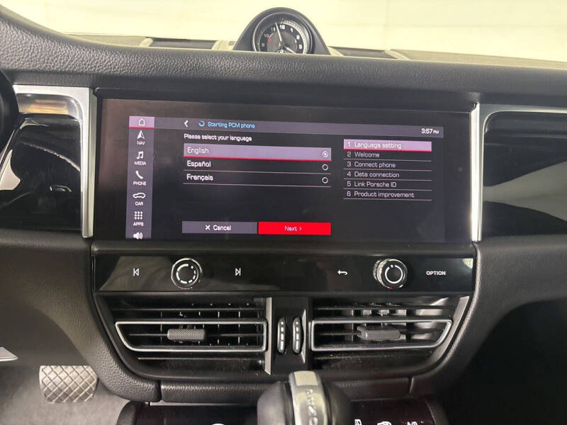 2022 Porsche Macan