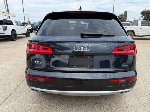 2020 Audi Q5 quattro Premium Plus 45 TFSI