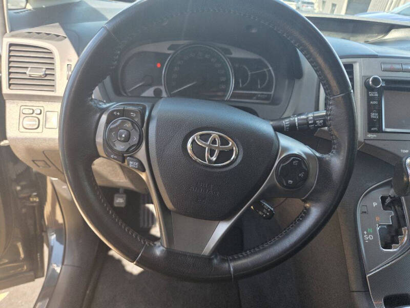 2014 Toyota Venza LE