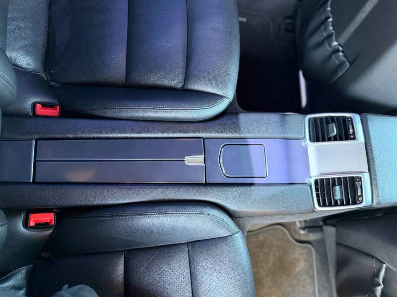 2012 Porsche Panamera