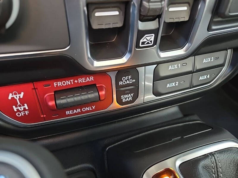 2026 Jeep Gladiator Shadow Ops