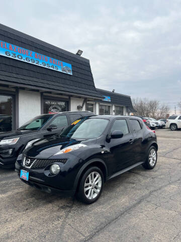 2011 Nissan JUKE for sale at VELAZQUEZ AUTO SALES in Aurora IL